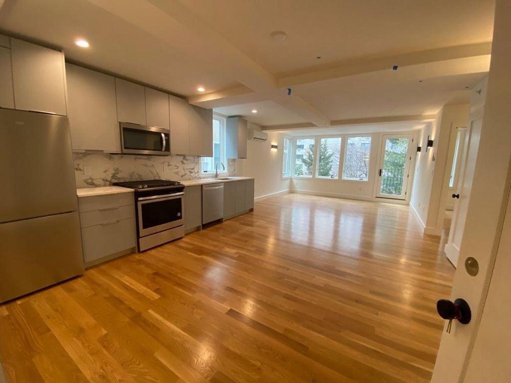 71 Winchester St #2F