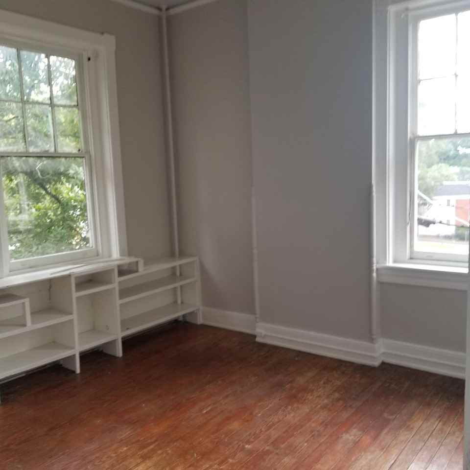 216 W Roanoke St #1 - Photo 3 of 9