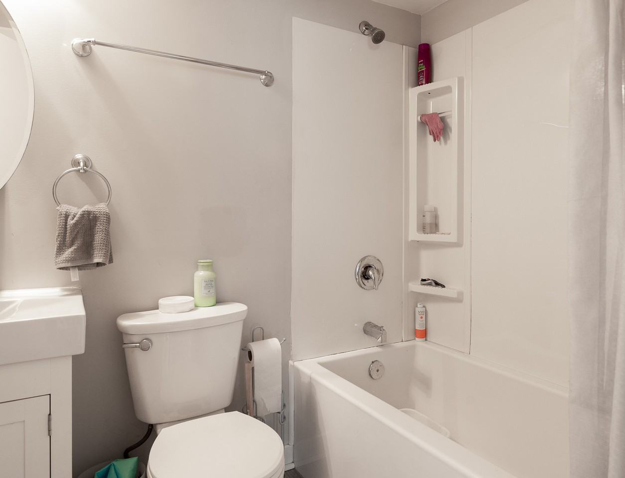 Grayson Apartments - Photo 2 of 3