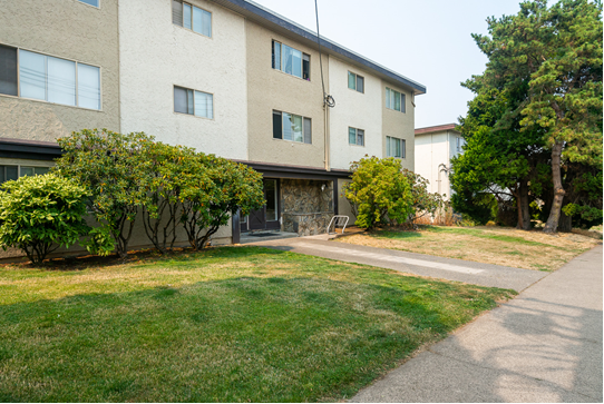 Grayson Apartments - Photo 3 of 3