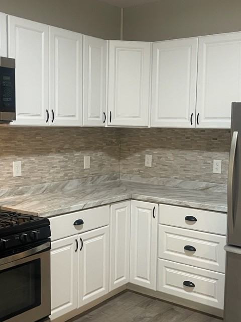 165 Camp StreetApt 1 #1 - Photo 3 of 11