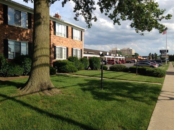 Value Suites @ Presidents Village Condo - Photo 3 of 9