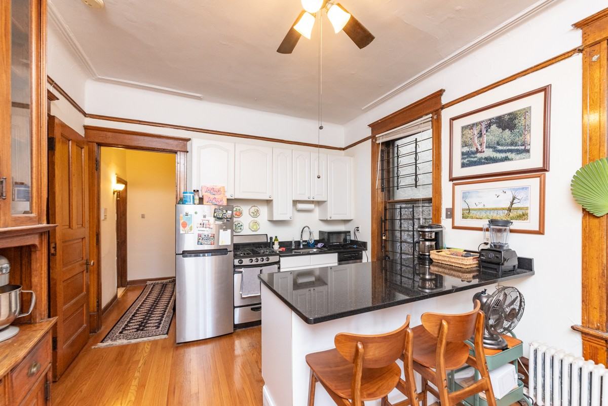 1722 N Mohawk St #3F - Photo 4 of 26