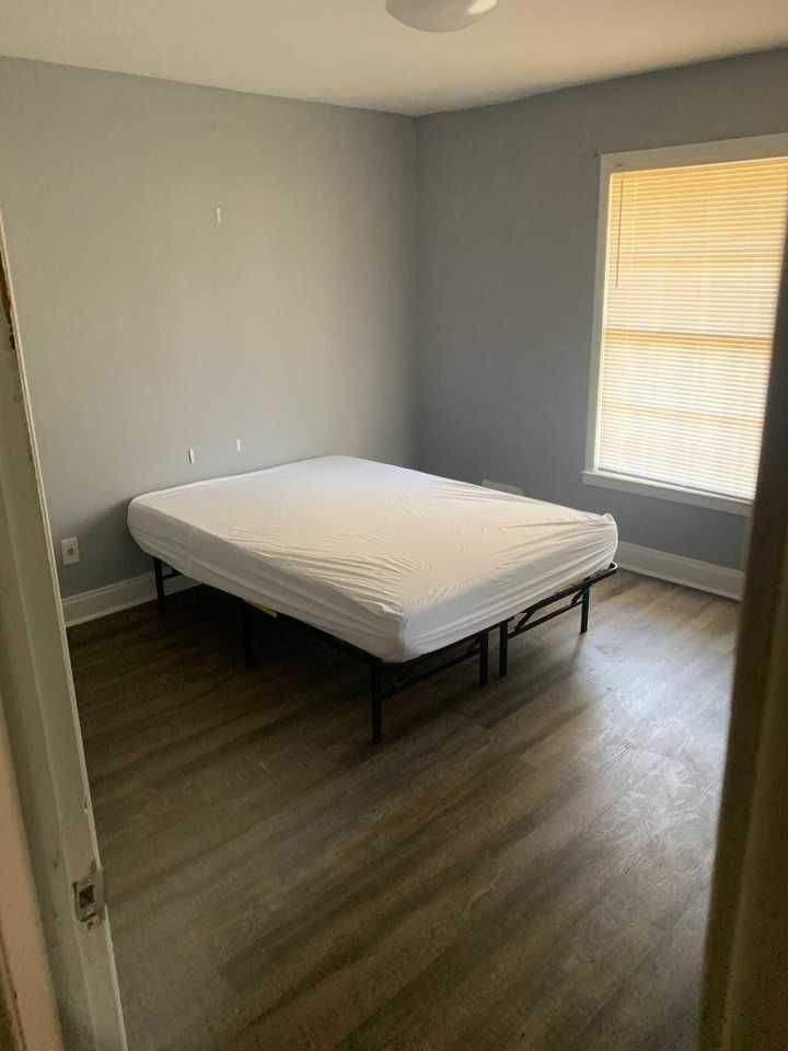 Danrich Dr - Photo 4 of 7