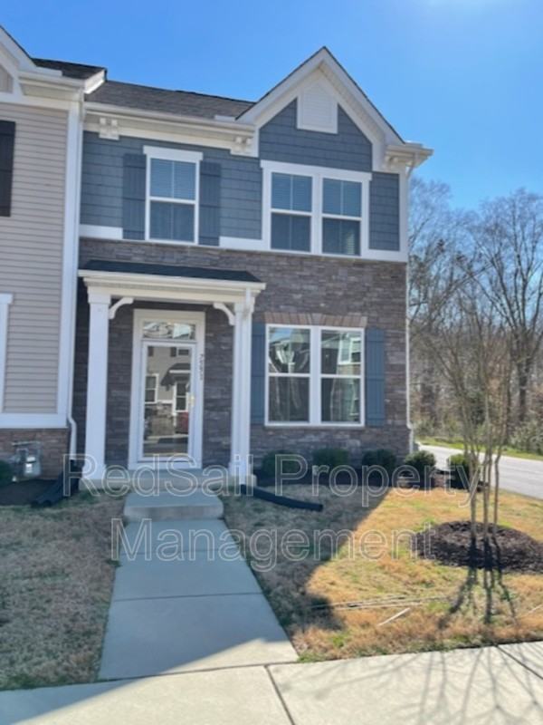 7551 Luminary Dr - Photo 2 of 13