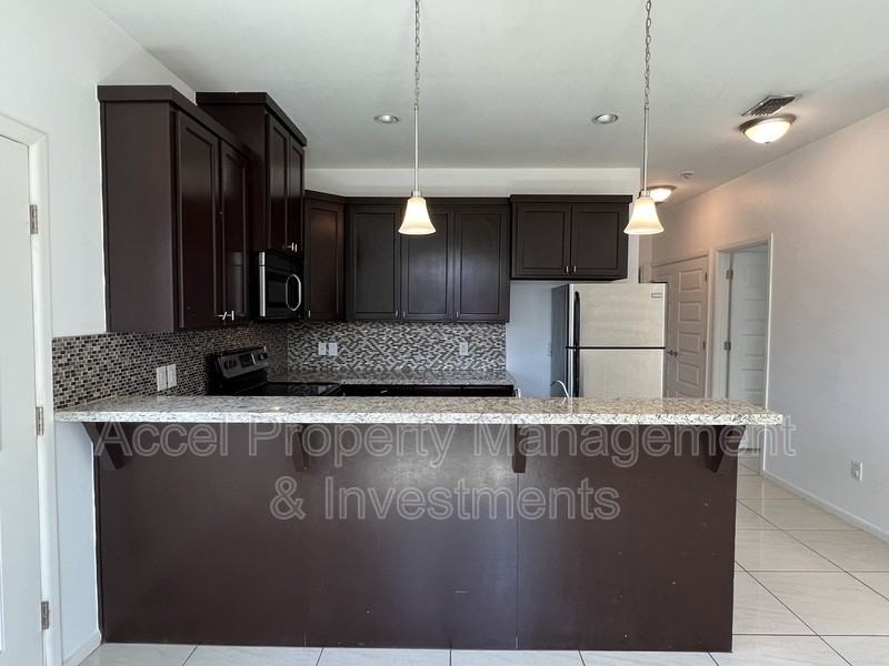 214 Fig Dr #2 - Photo 4 of 14