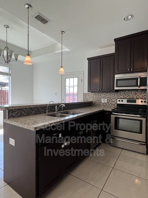 214 Fig Dr #2 - Photo 5 of 14