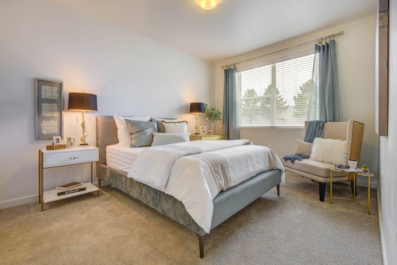 Axio 8400 - Photo 4 of 35