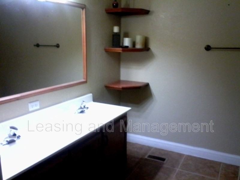3585 Riley Wright Rd #2 - Photo 5 of 7