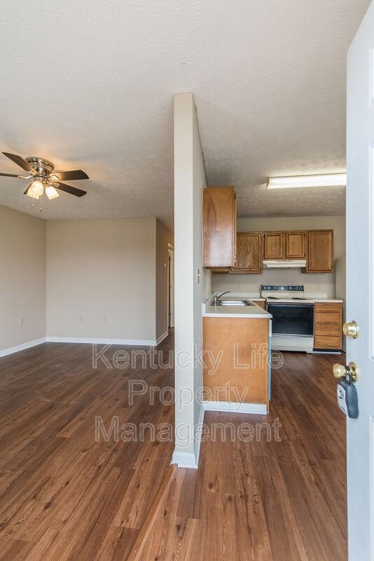 139 Madison Spgs - Photo 2 of 22