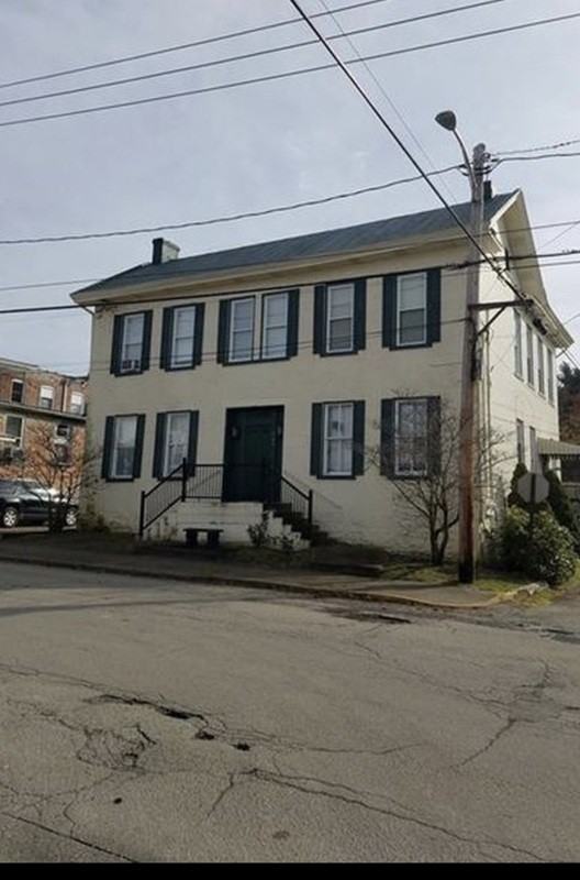 13 W Cross Ave - Photo 2 of 7