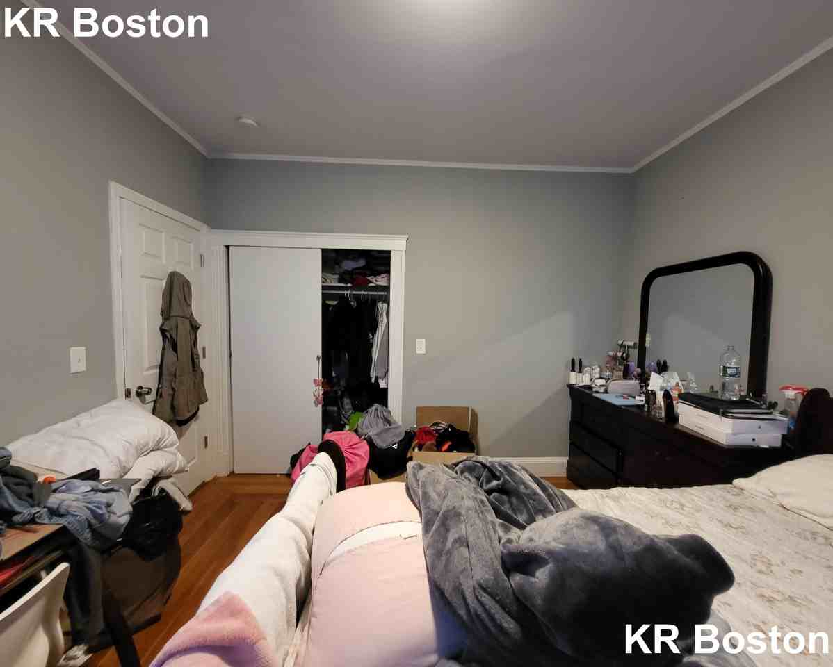 Warren St. & Commonwealth Ave #44 - Photo 2 of 7