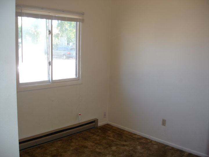 603 Hazel Ave - Photo 6 of 6