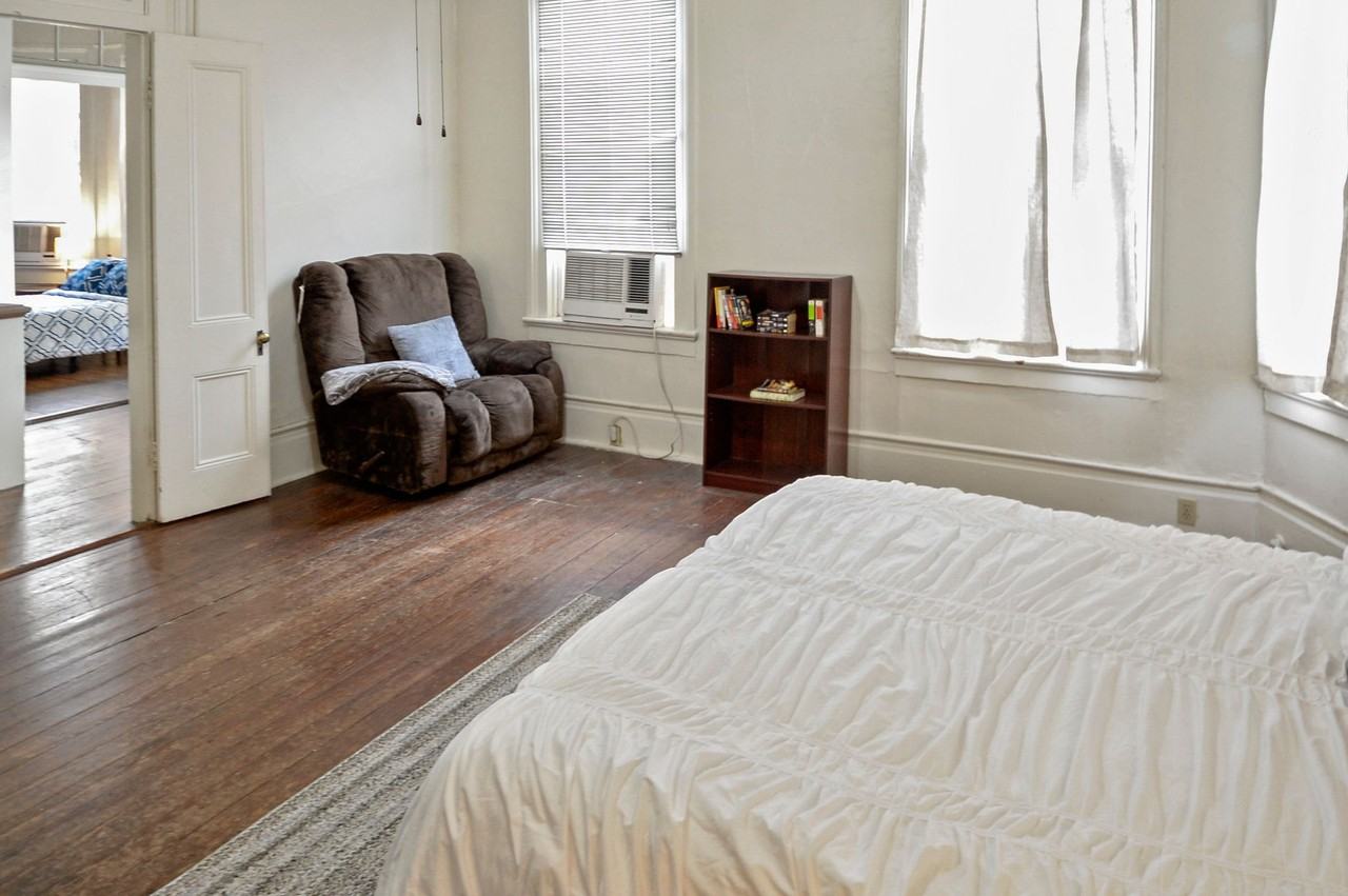 1414 Jena St #1414 - Photo 6 of 11