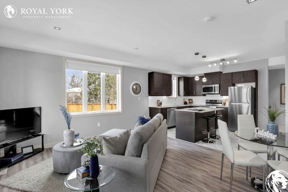 307 Fanshawe Park Rd E