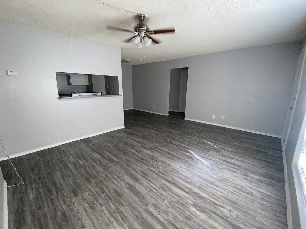 1809 W Schunior St #0508