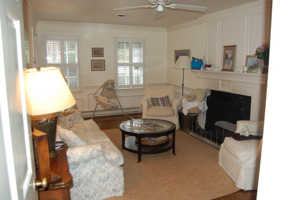 211 Surrey Rd #1 - Photo 6 of 30