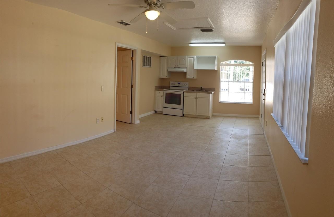 2807 Fan Palm DriveUnit 5 #1 - Photo 3 of 8