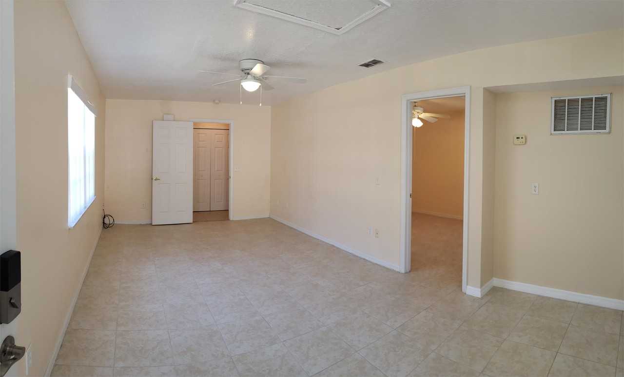 2807 Fan Palm DriveUnit 5 #1 - Photo 4 of 8