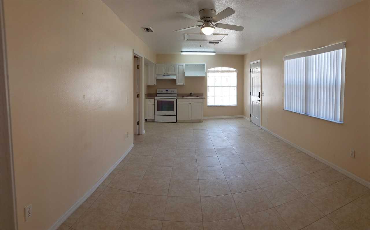 2807 Fan Palm DriveUnit 5 #1 - Photo 6 of 8