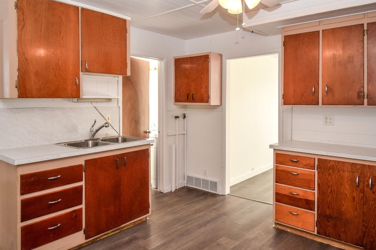 376 S 100 W #376 - Photo 3 of 11