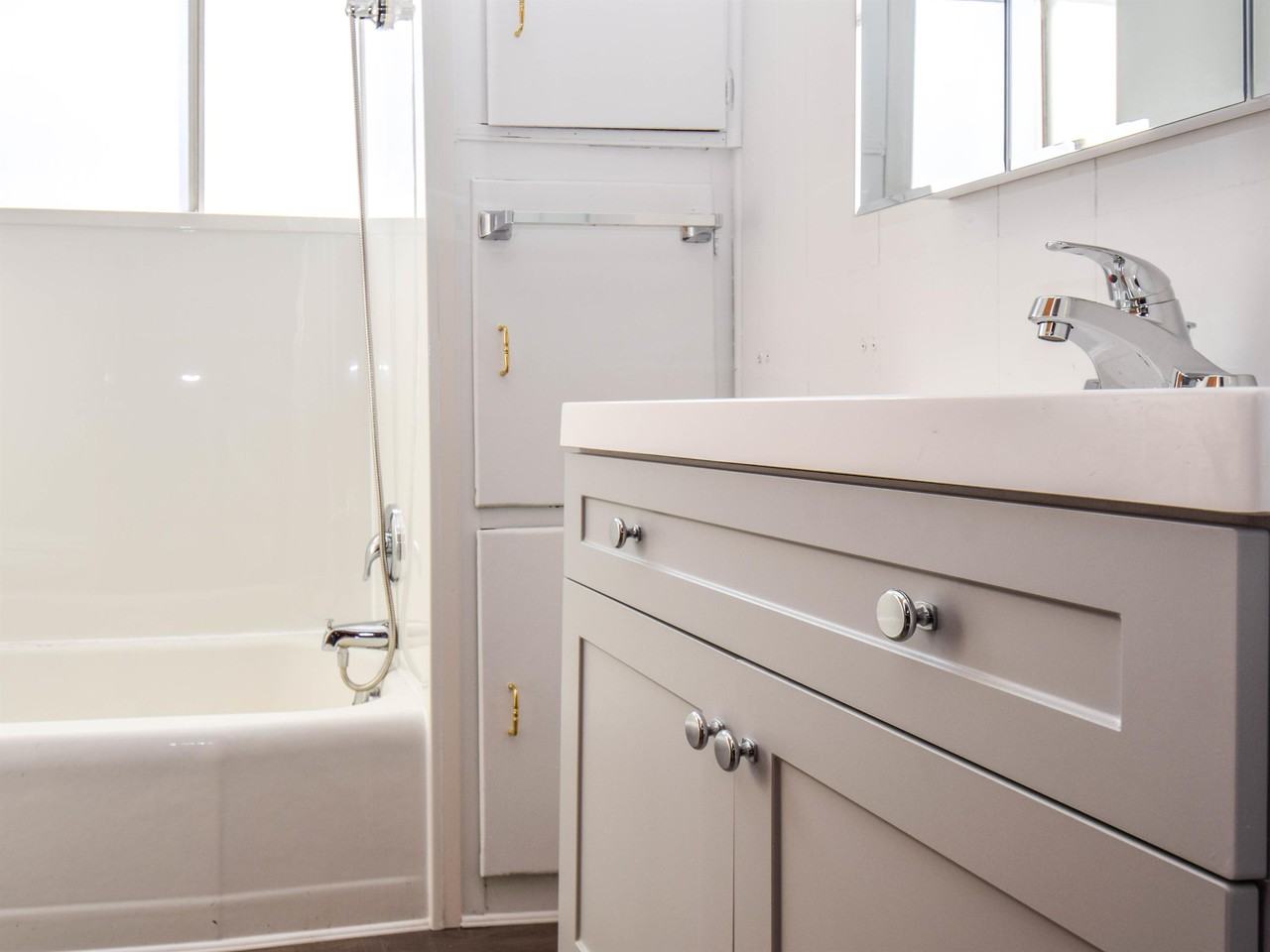 376 S 100 W #376 - Photo 6 of 11