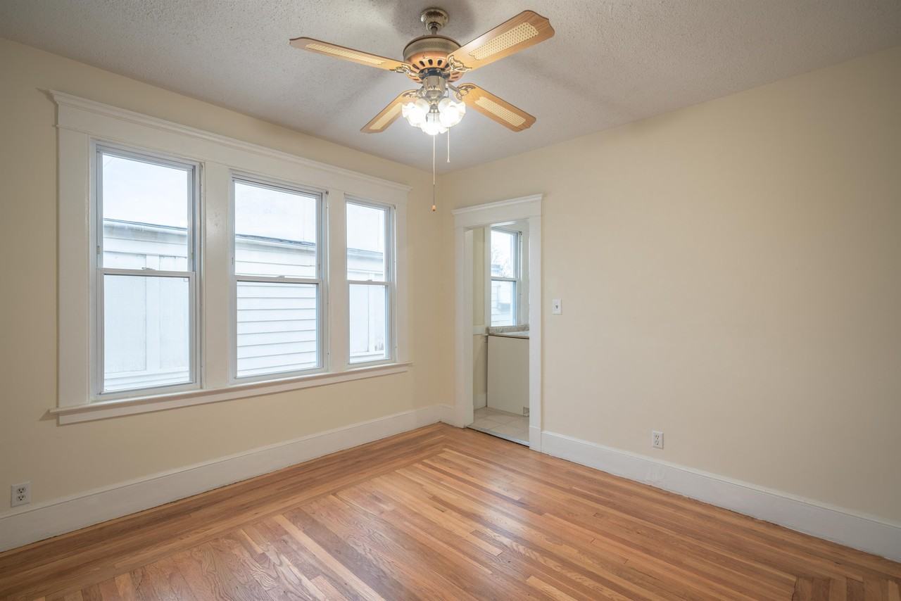 16 Ellsworth Ave 2nd Fl #2 - Photo 3 of 18