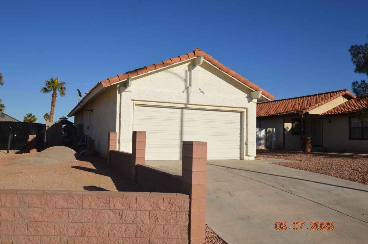 1009 Neil Armstrong Cir #1 - Photo 3 of 23
