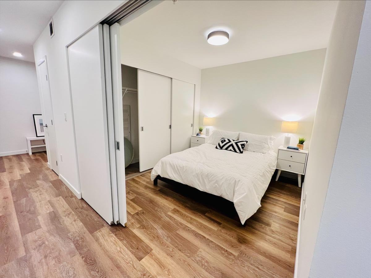 429 2nd Avenue West - Photo 2 of 17