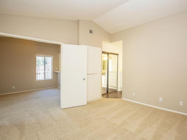 26571 Normandale Dr - Photo 7 of 9