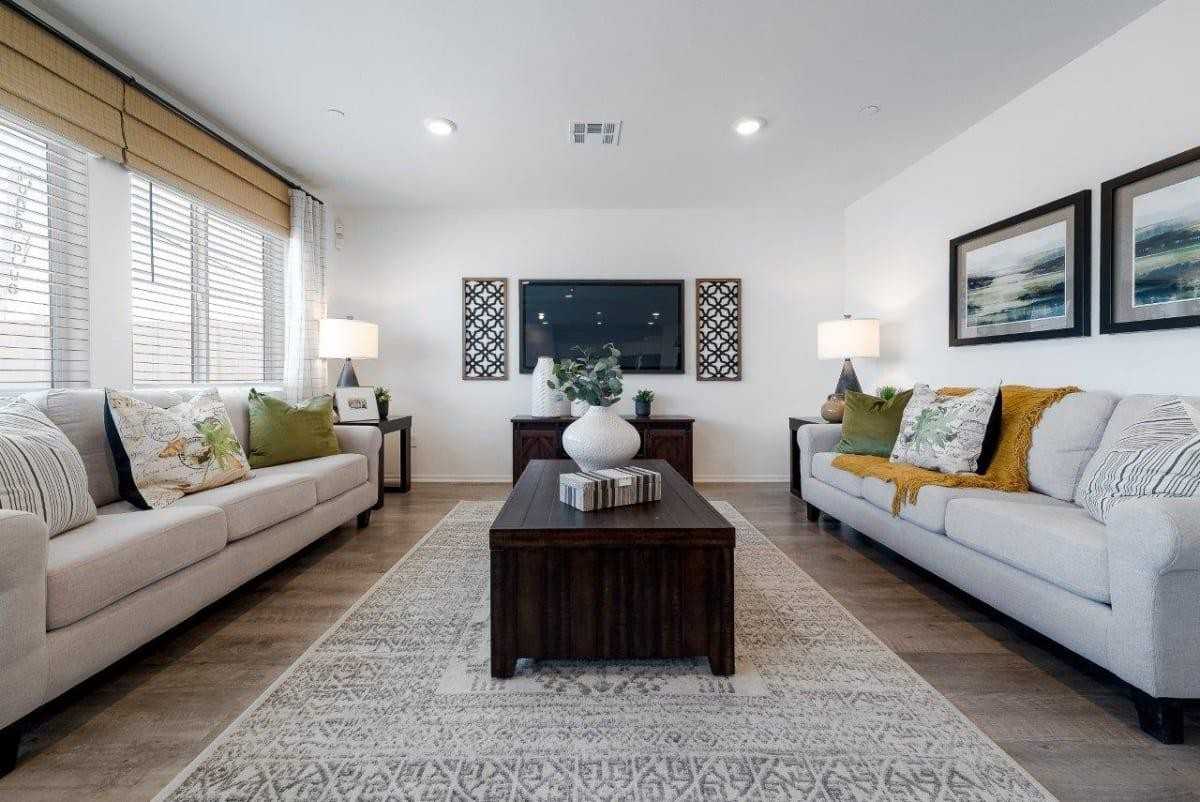 642 Field Maple Pl