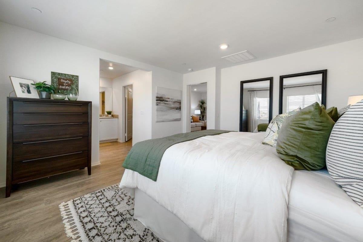 642 Field Maple Pl