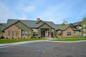 featured image of 621 42nd St E