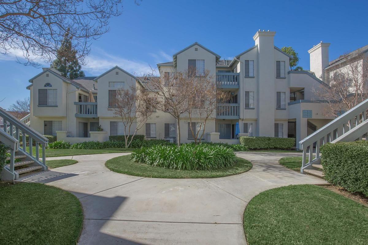 931 Rebecca Way - Photo 7 of 40