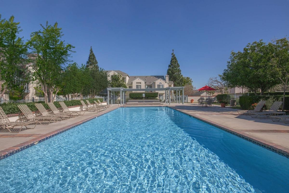 931 Rebecca Way - Photo 2 of 40