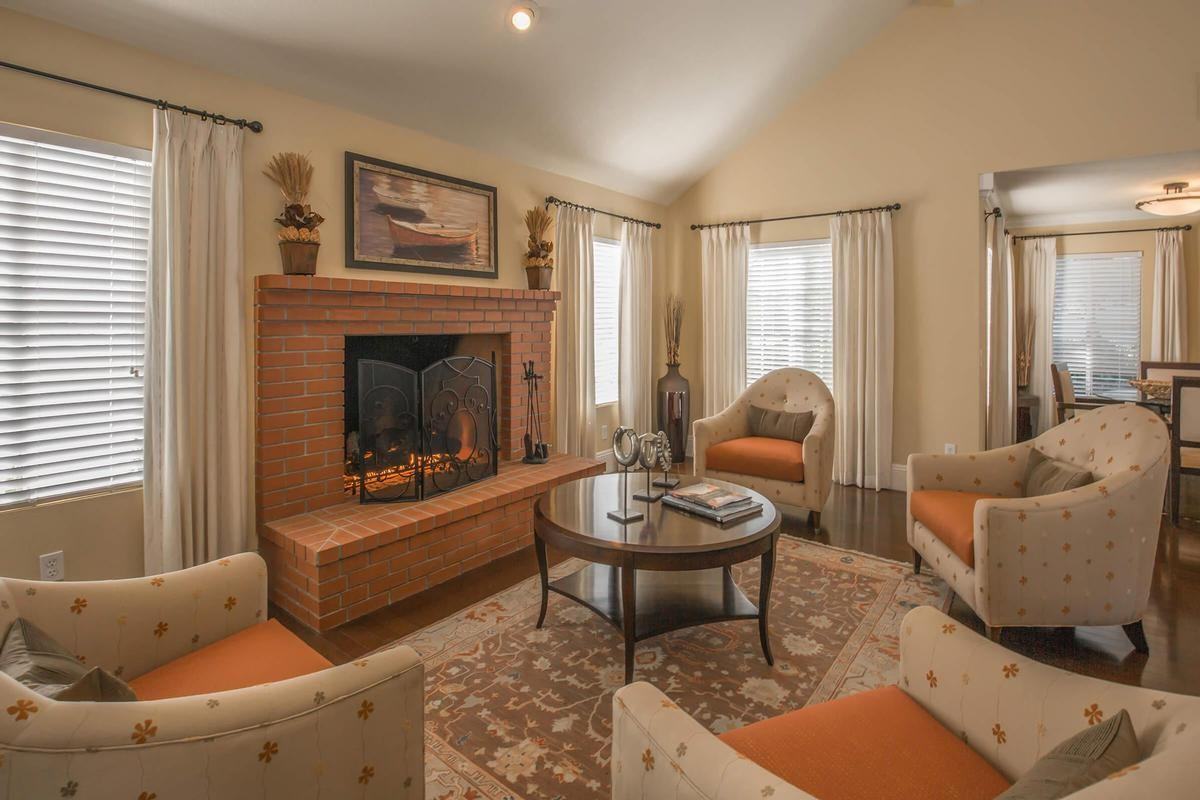 931 Rebecca Way - Photo 5 of 40