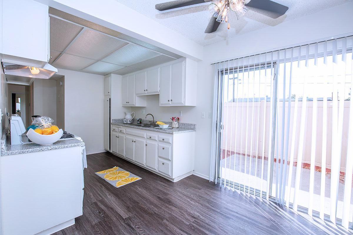 1601 W Orangethorpe Ave - Photo 3 of 32