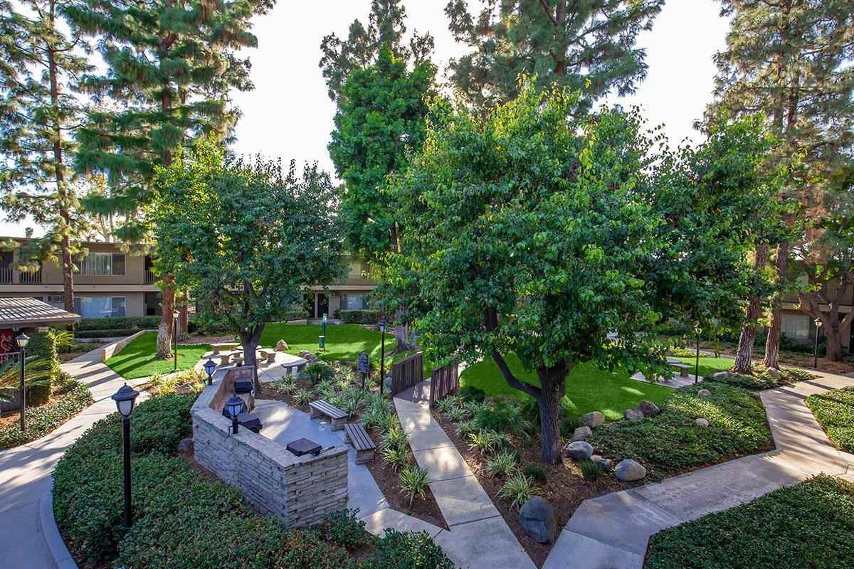 1601 W Orangethorpe Ave - Photo 6 of 32