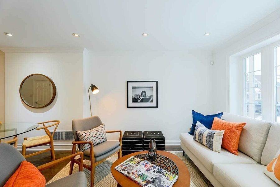 215 Holborne Avenue - Photo 2 of 18