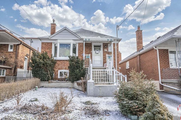 Keele St And Eglinton Ave W Toronto On M6m 3r8 2 Bedroom House For