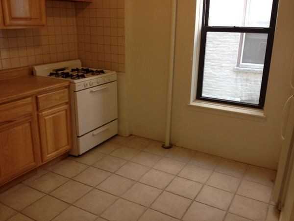 71st St-Bay Ridge-Listing ID 68285 - Photo 2 of 13