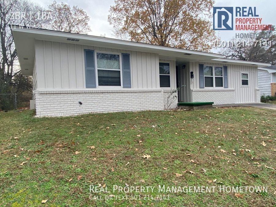 11 W Windsor Dr - Photo 2 of 14