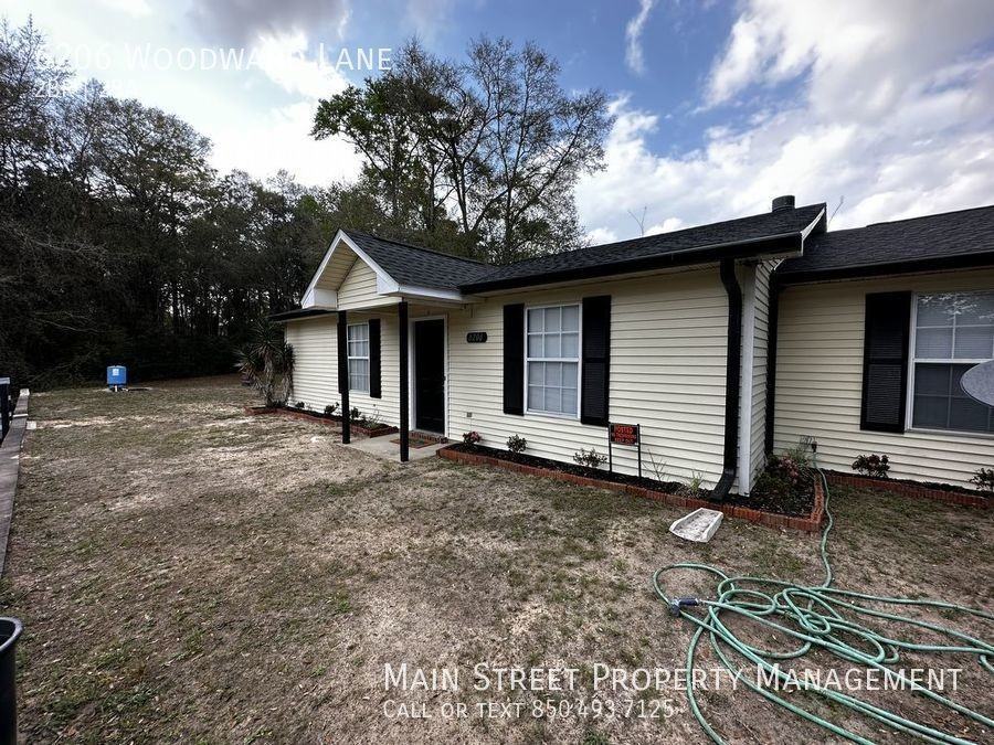 6206 Woodward Ln - Photo 2 of 33