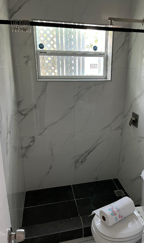 426 Nw 14th Ave #1 - Photo 2 of 6