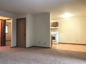 916 N Oak St #3 - Photo 1 of 1