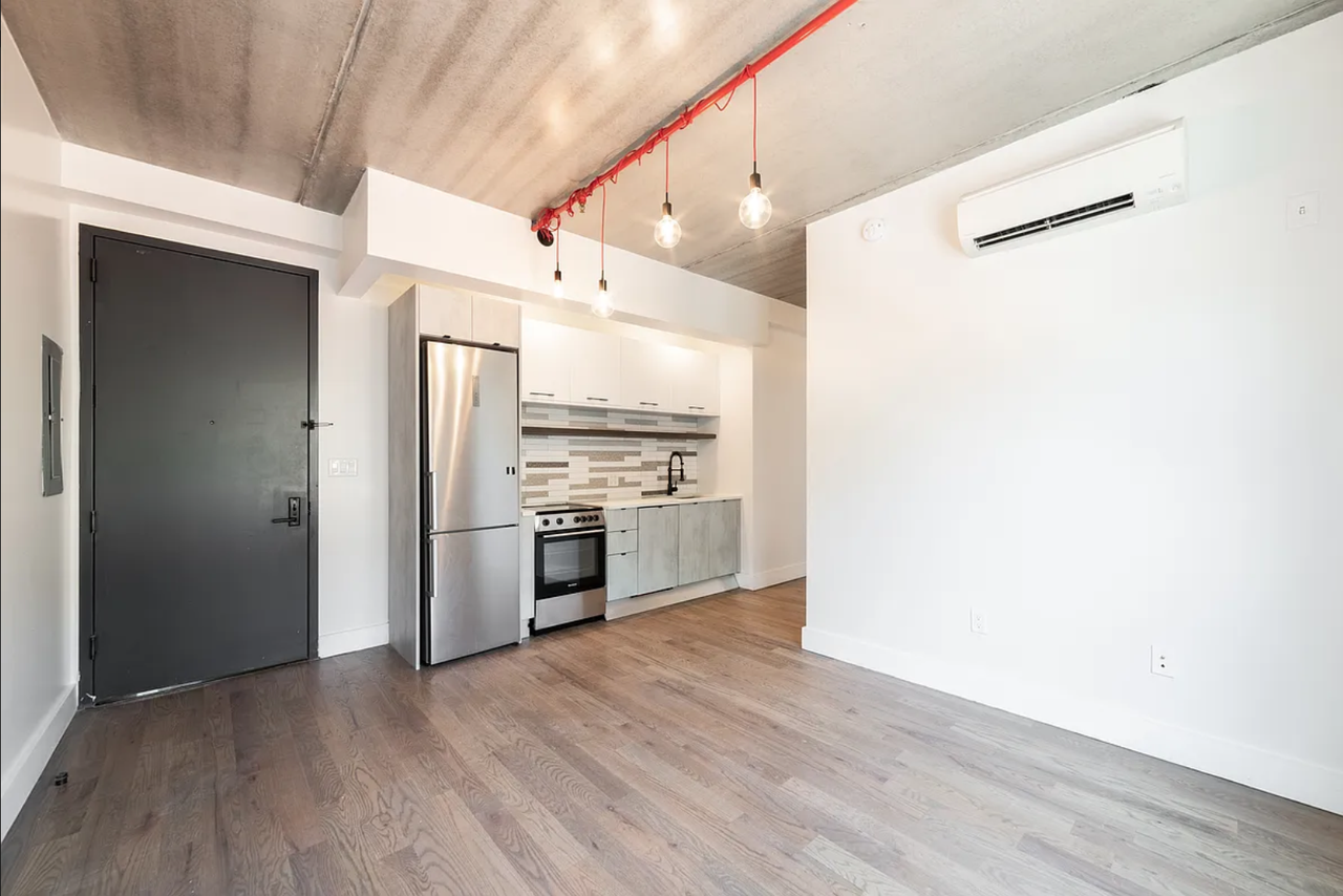 807 Saint Johns Pl #3A