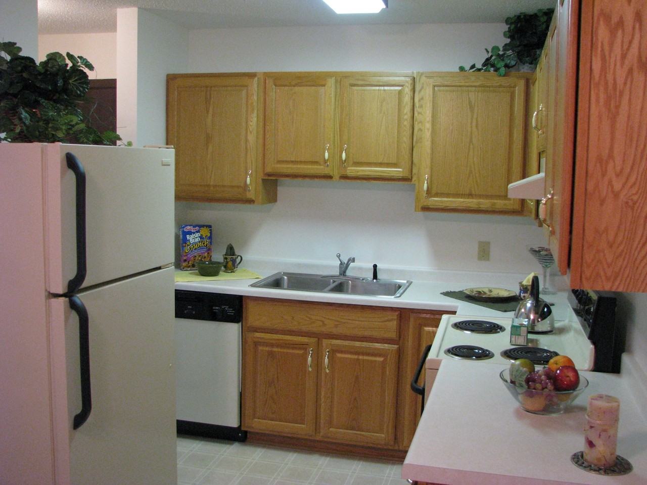 Southview Apartments - Photo 2 of 17