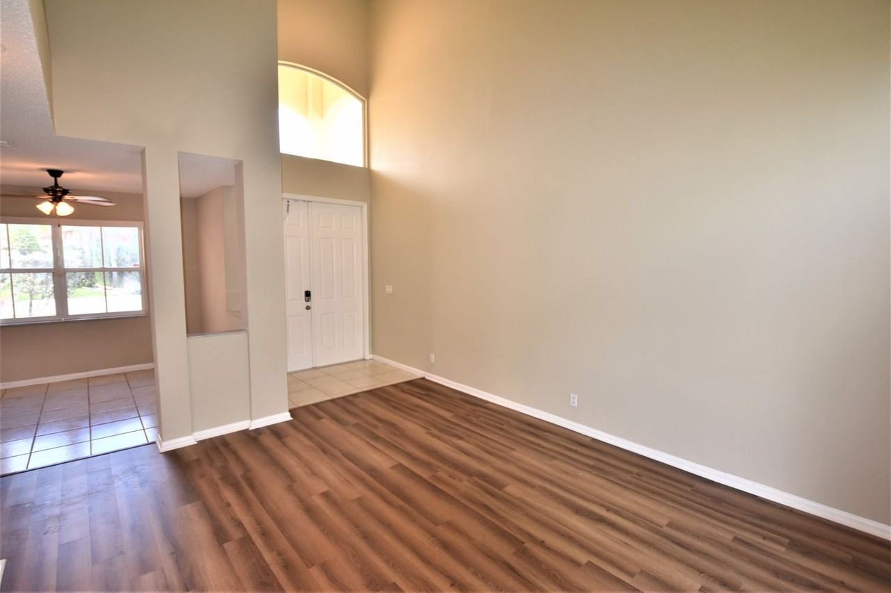 6583 Constance St - Photo 2 of 14