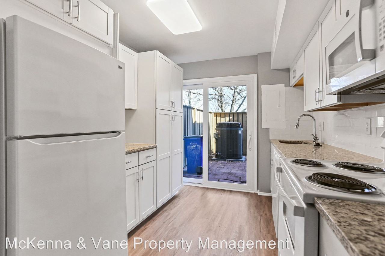 11205 Avalanche Way #B - Photo 2 of 20