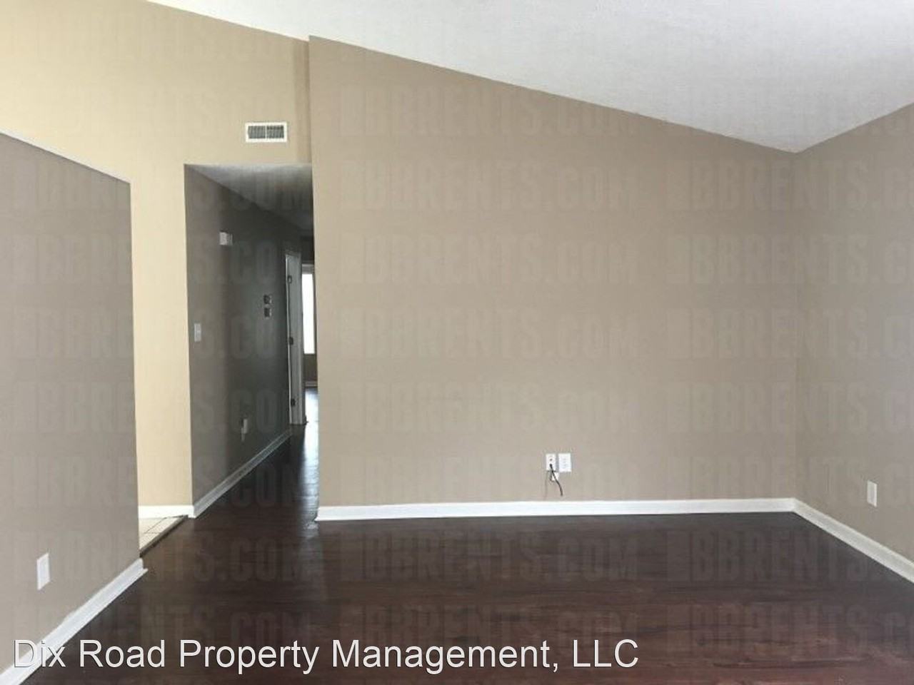 7427 Brookstone Dr - Photo 3 of 17